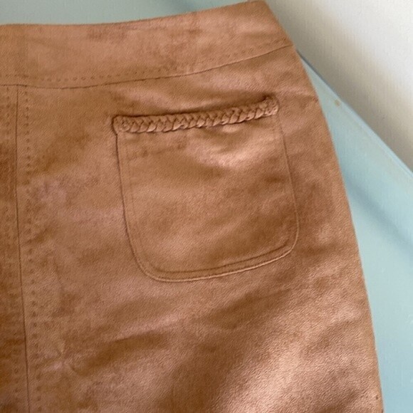 Cato Brown Vegan Suede Mini Skirt Size 12 - Picture 2 of 4